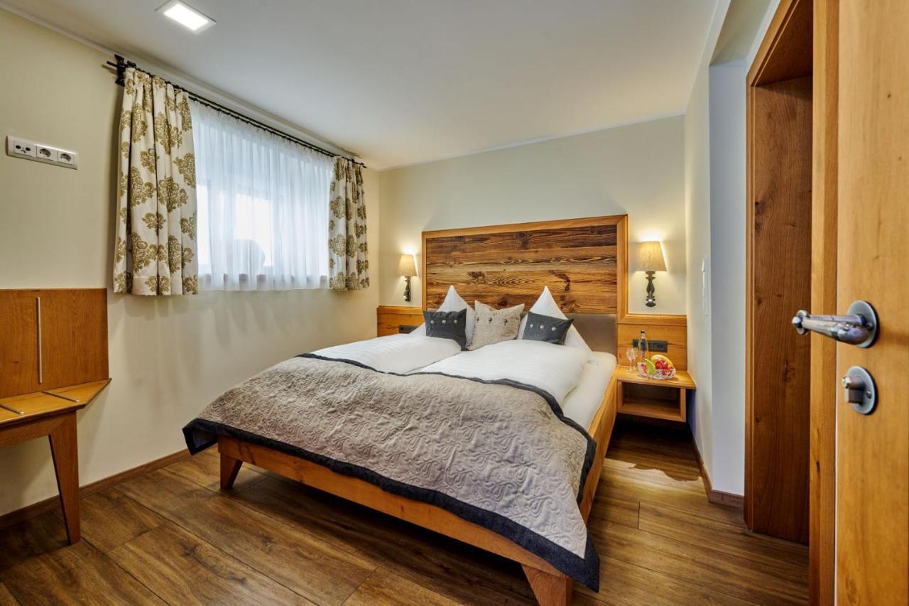 Landhotel Schneider Riedenburg Extérieur photo