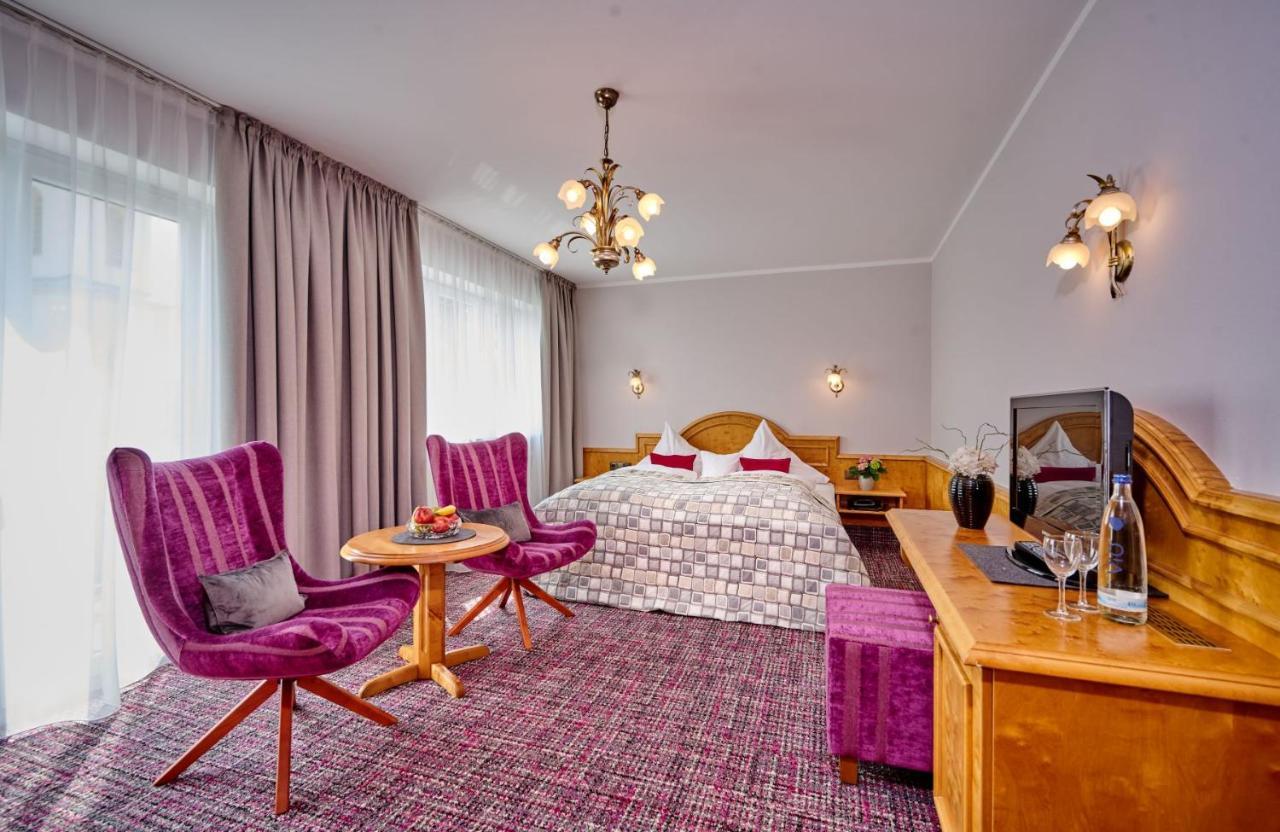 Landhotel Schneider Riedenburg Extérieur photo