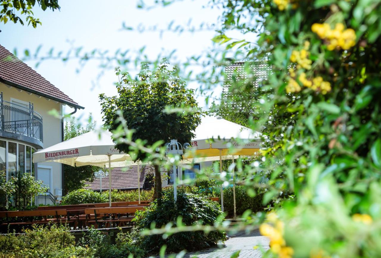 Landhotel Schneider Riedenburg Extérieur photo