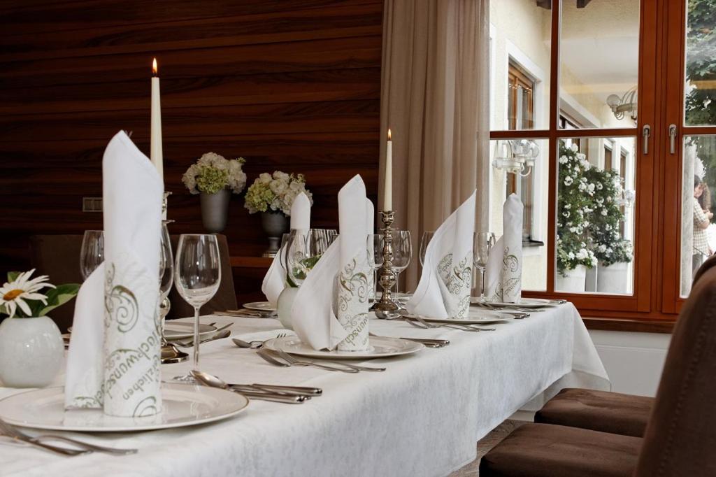 Landhotel Schneider Riedenburg Extérieur photo